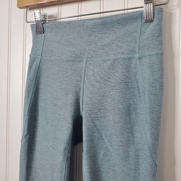Outdoors Voices Women's Heather Blue Leggings Size XS Workout Activewear Crop - Picture 3 of 7